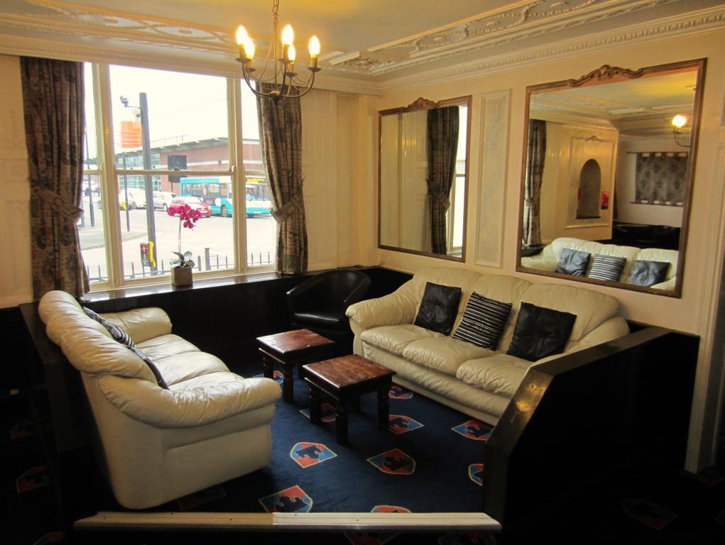 The Grail Court Hotel Burton-upon-Trent Kültér fotó